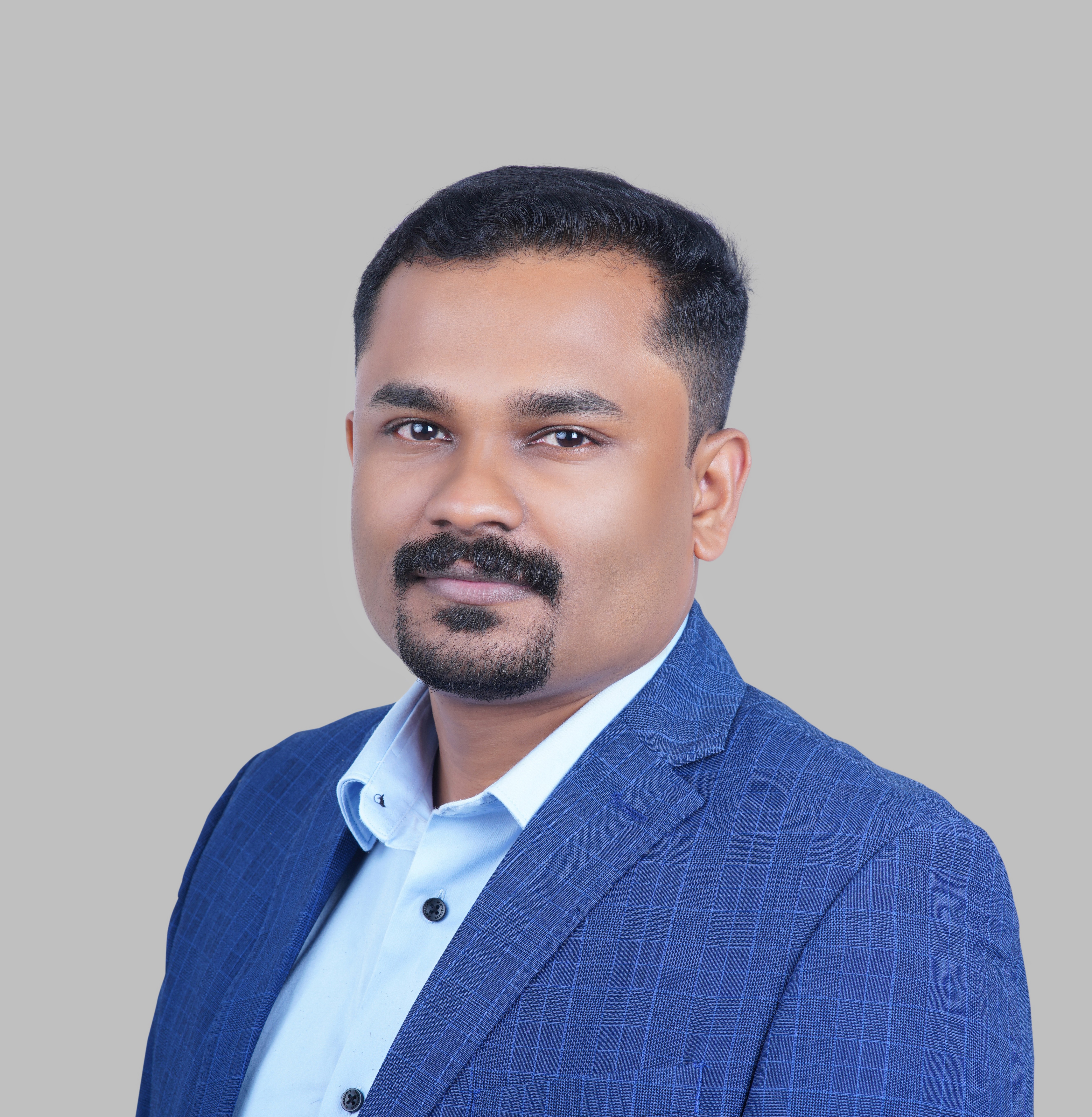 Dr. Vinu Rajendran